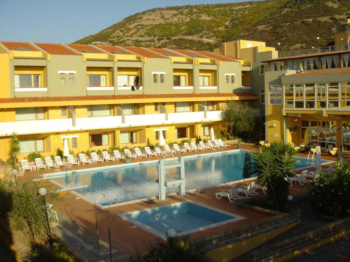 Club Malaspina Hotel&resort Bosa Exterior foto